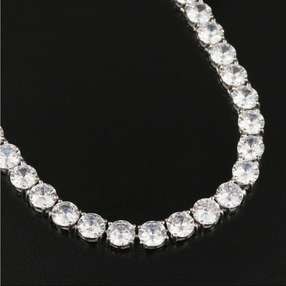 Sterling Silver Necklace with Cubic Zirconia - Picture 4 of 9